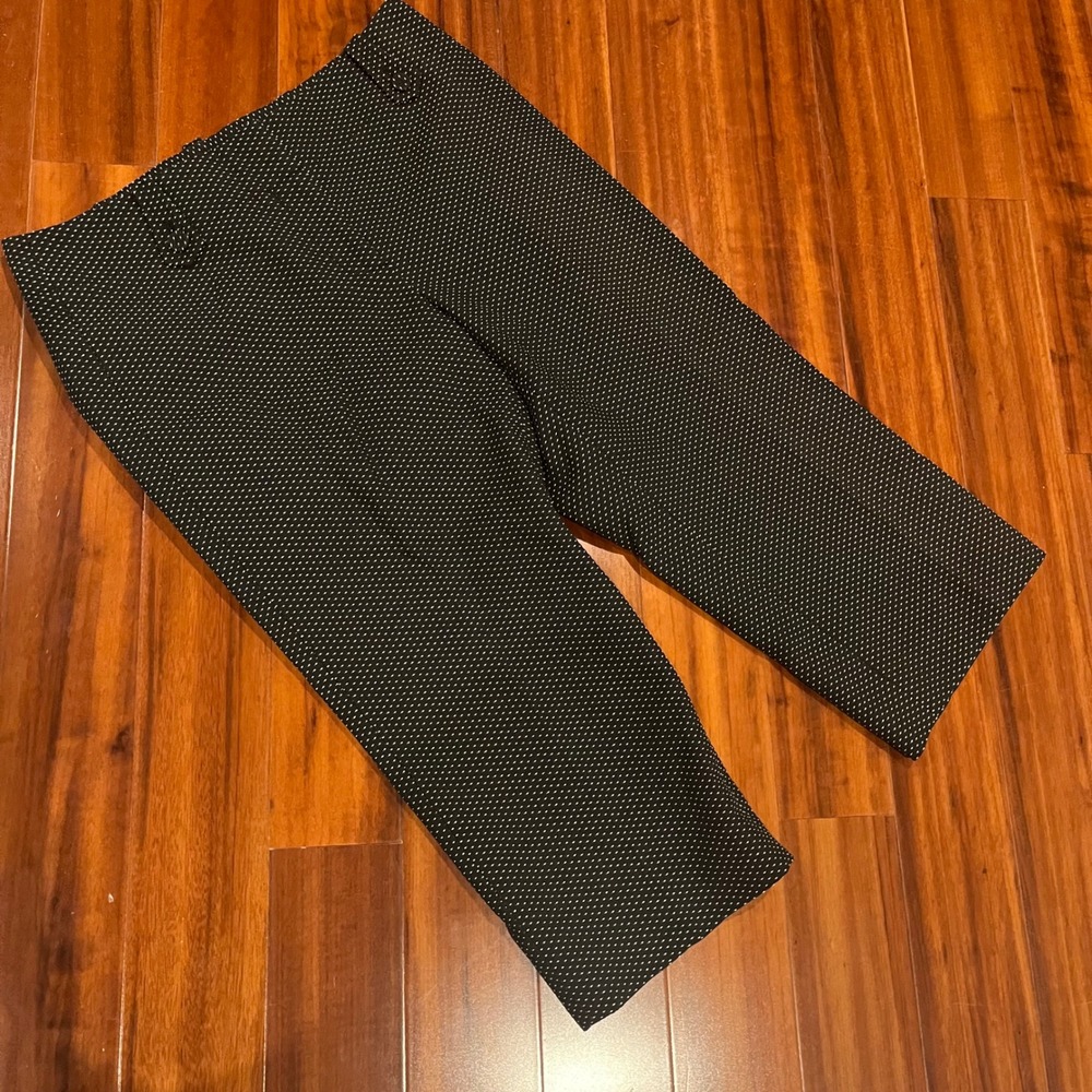 Ann Taylor Petite Pants Margo Black White Polka Dot Crop Capri Career‎ Size 2 2P
